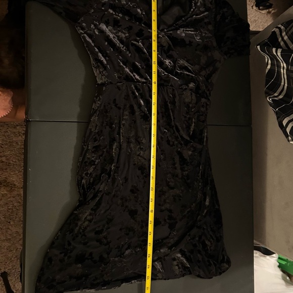 Rewind Juniors' Faux Wrap Bodycon Velvet Dress Size M Christmas Long Sleeve - Picture 10 of 15